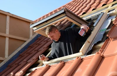 Pose de fenêtres de toit Velux à l'Hôpital-le-Mercier